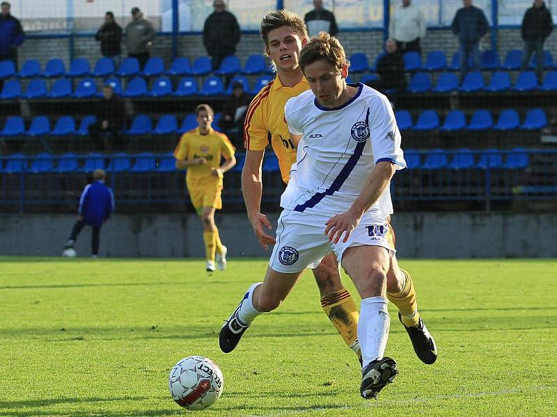 SK Kladno - FK Dukla Praha  0:2 (0:1) , utkání 12.k. 2. ligy 2010/11, hráno 17.10.2010