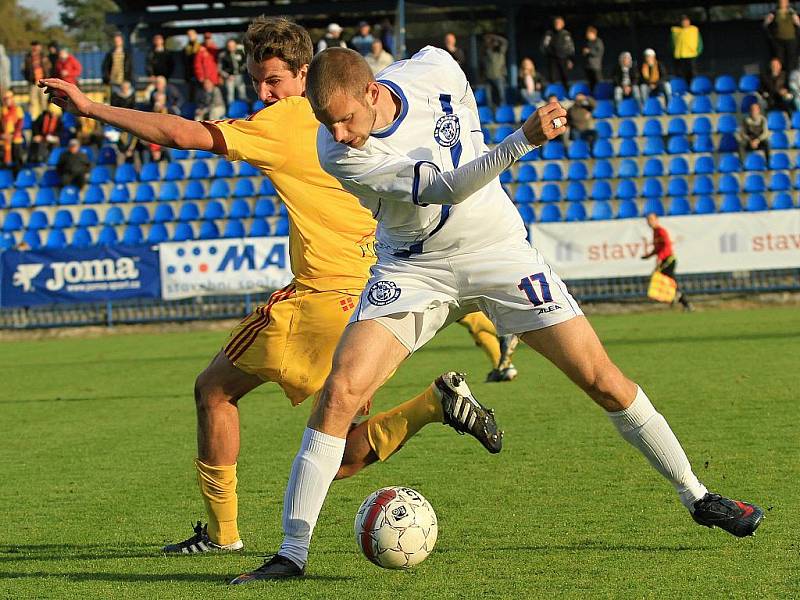 SK Kladno - FK Dukla Praha  0:2 (0:1) , utkání 12.k. 2. ligy 2010/11, hráno 17.10.2010