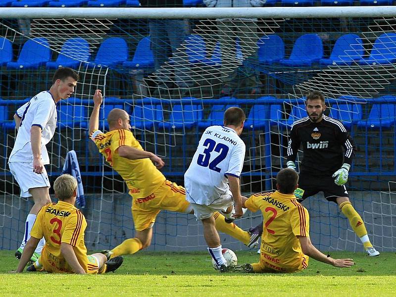 SK Kladno - FK Dukla Praha  0:2 (0:1) , utkání 12.k. 2. ligy 2010/11, hráno 17.10.2010