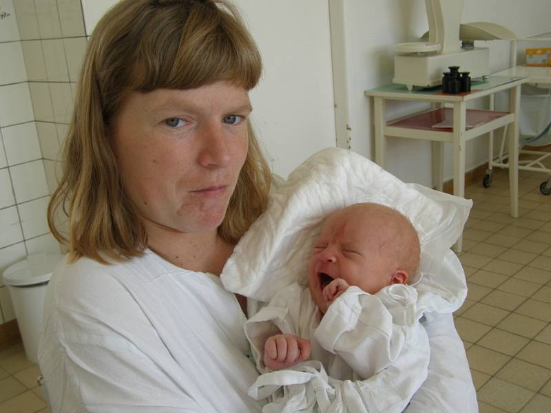 Lucie Körnerová, Kladno, 3. 8. 2008, váha 3,63 kg, mísra 50 cm, Rodiče Alena Körnerová a Vladislav Paďour (porodnice Kladno)