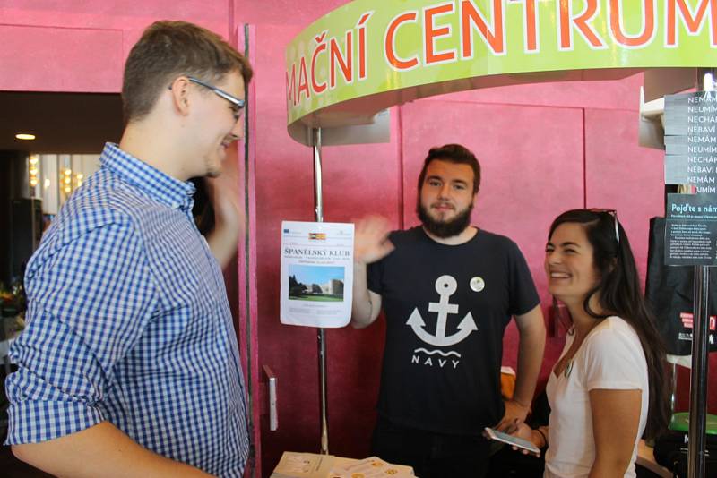 Veletrh celoživotního vzdělávání se koná v Kladně ve dvou dnech od 17. do 18. října.