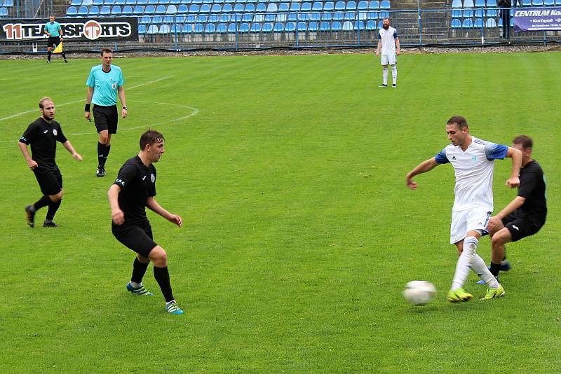 Divize B: Kladno (v bílém) přehrálo Chomutov 3:0.