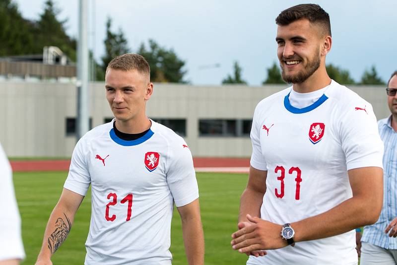 Velkolepý start nového ročníku Ondrášovka Cupu na Strahově. nechyběli ani Jan Matoušek a Matěj Chaluš