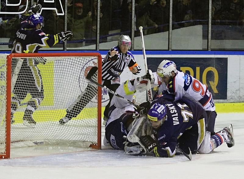 Rytíři vybojovali i druhé utkání předkola play off s Pardubicemi! /  Kladno - Pardubice 3:2 prodl.,2. 3. 2013