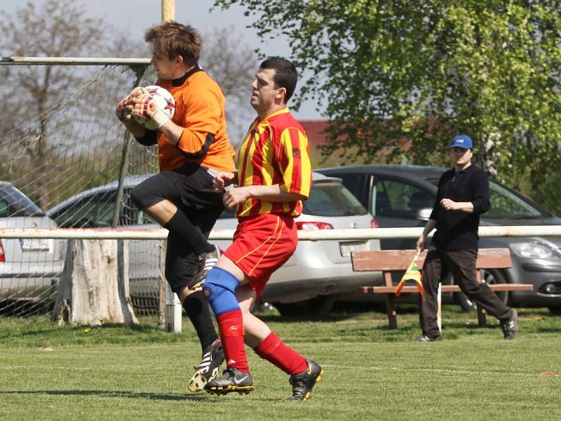 Sokol Lidice B - Sokol Bratronice 3:2 pk, IV.tř. sk.A, okr. Kladno, 20. 4. 2014