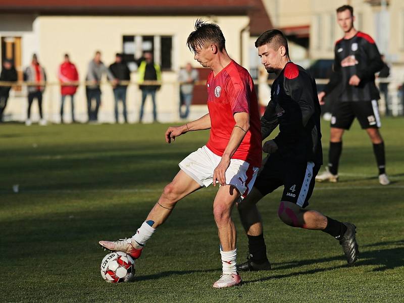 AFK Tuchlovice - FK Komárov 1:3 (0:1), KP / 6. 11. 2021