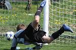 Lidice B - Svinařov  1:1 , utkání IV.tř.sk.A, okr. Kladno, 2010/11, hráno 24.4.2011