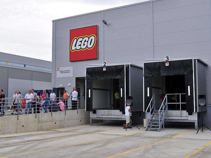 Lego otevřelo v Kladně novou halu - Kladenský deník