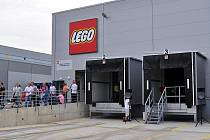 Nový automatizovaný sklad v kladenské pobočce Lego se rozkládá na ploše 2 900 metrů čtverečních.