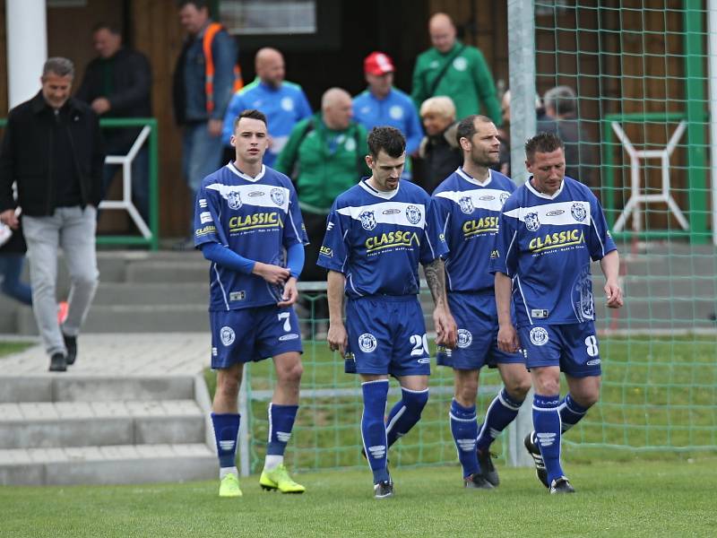 Sokol Hostouň - SK Kladno 2:0, Divize B, 28. 4. 2019