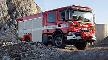 Kladenští hasiči mají ve svém vybavení nový zásahový vůz. Jedná se o Scanii CAS 20/4000/240 S2T. Nový vůz nahradí CAS 24 T 815 Terrno z roku 2001.