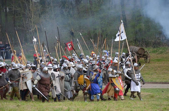 Ze 30. ročníku největšího středověkého festivalu Libušínská bitva.