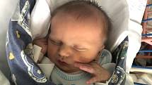 TOBIÁŠ ČÁK, LOUNY. Narodil se 17. května 2019. Po porodu vážil 3,2 kg a měřil 49 cm. Rodiče jsou Andrea Čáková a Tomáš Čák. (porodnice Slaný)