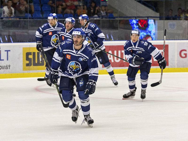 Kladno v úvodu sezony přehrálo doma Slavii 3:2.