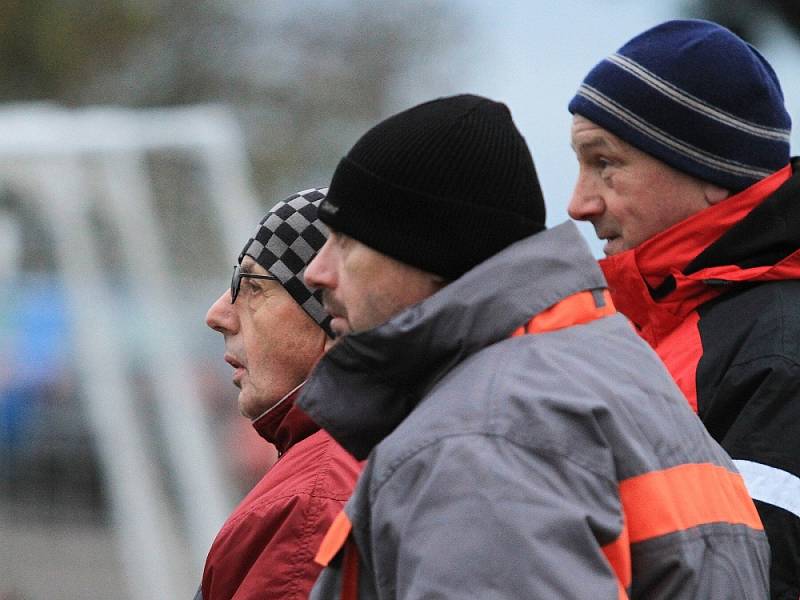 Unhošť v Lidicích vyrovnaně, leč s nepřesnou muškou. // Lidice - Unhošť 2:0, I.B.tř. sk.A, 7. 11. 2012