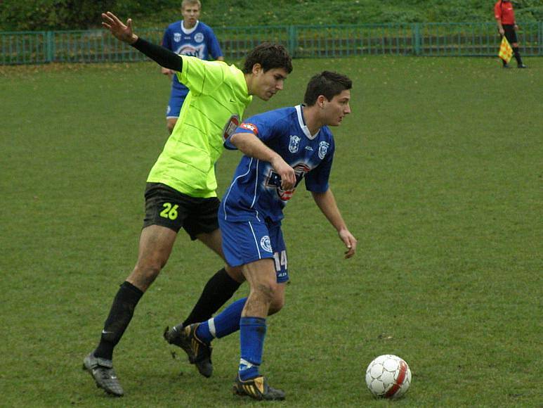 Kladno B - Přední Kopanina 2:3, vpravo Hrebiček