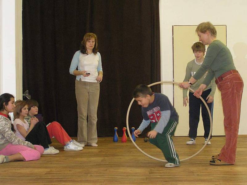 Her bez hranic, které ve středu uspořádal klub Spirála v Kladně, se zúčastnilo pět speciálních a praktických škol z Kladenska.