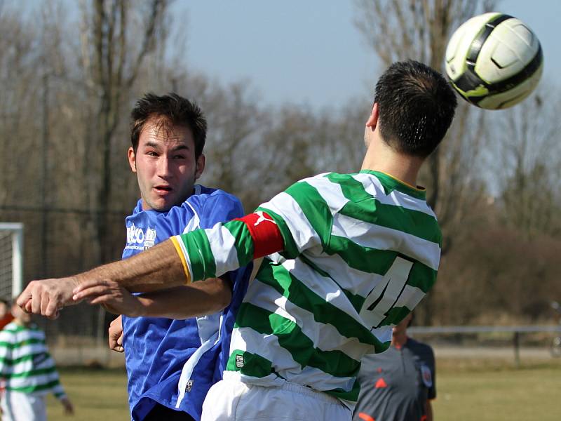 SK Hřebeč - SK Lhota 1:1 (1:1) , utkání I.A, tř. 2011/12, hráno 17.3.2012