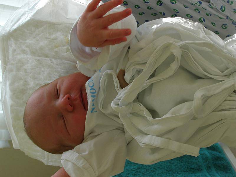 Pavlína Machačová, Třebichovice, 21.8.2011, váha 3,20 kg, míra 50 cm,  rodiče jsou Pavel a Markéta Machačovi (porodnice Klando)