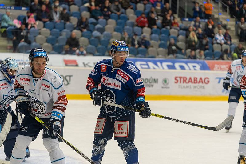 Rytířům se v Chomutově nedařilo a s Bílými tygry Liberec prohráli 2:3. (29.10.2021)