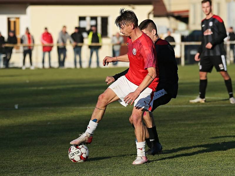 AFK Tuchlovice - FK Komárov 1:3 (0:1), KP / 6. 11. 2021