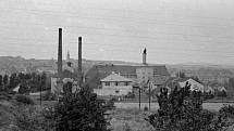 Pohled na kročehlavský pivovar z domu číslo 1811 asi z roku 1955.