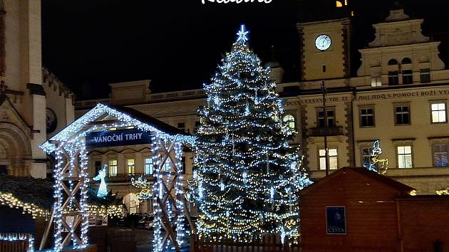 Vánoční strom ve městě Kladno.
