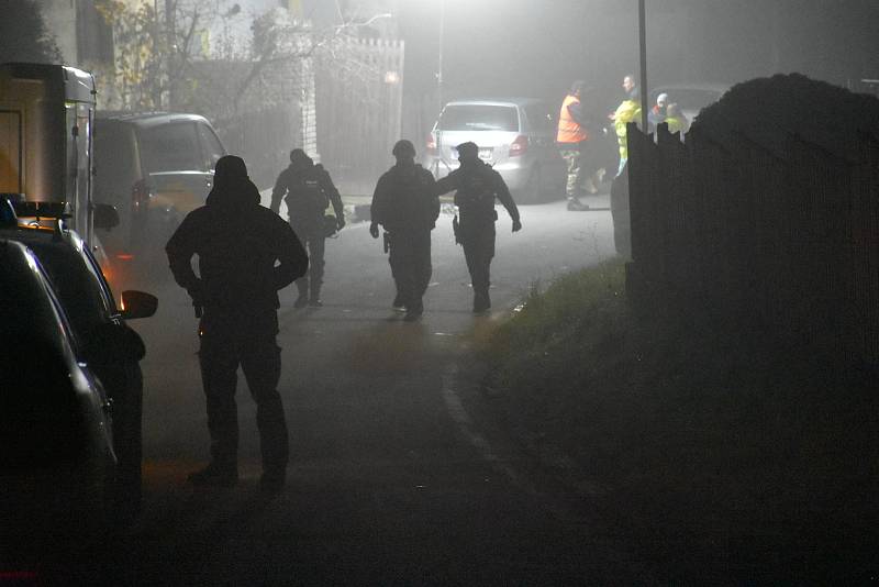 V obci Líský došlo 7. listopadu 2020 k tragédii, útočník postřílel členy rodiny.