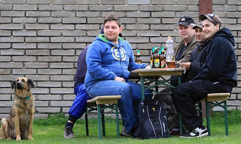 Dřetovice - Slavoj Kladno 3:0 , utkání III. tř. okr. Kladno, 2011/12, hráno 14.4.2012