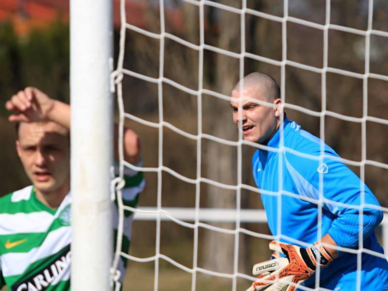 SK Hřebeč - SK Lhota 1:1 (1:1) , utkání I.A, tř. 2011/12, hráno 17.3.2012