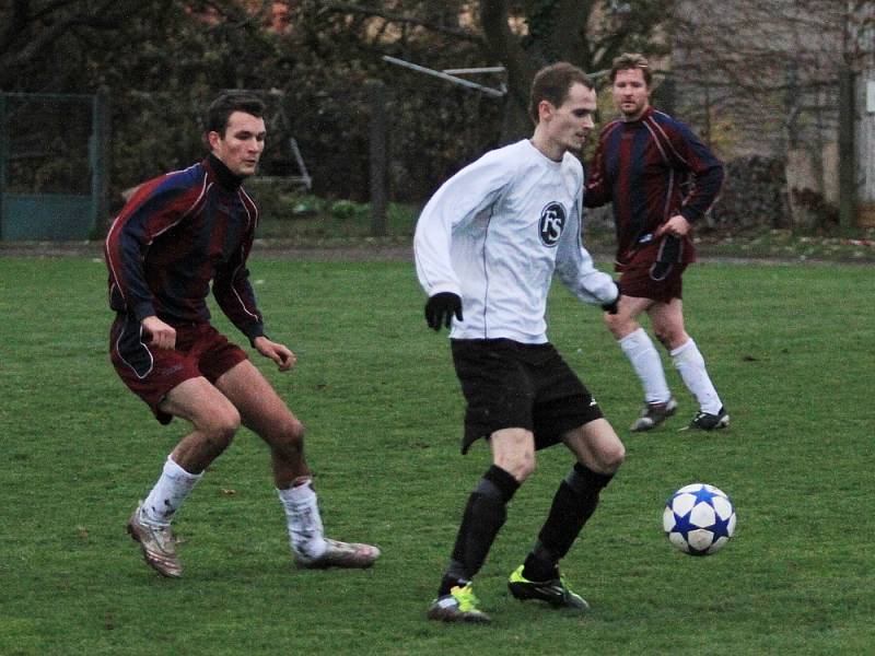 Unhošť v Lidicích vyrovnaně, leč s nepřesnou muškou. // Lidice - Unhošť 2:0, I.B.tř. sk.A, 7. 11. 2012