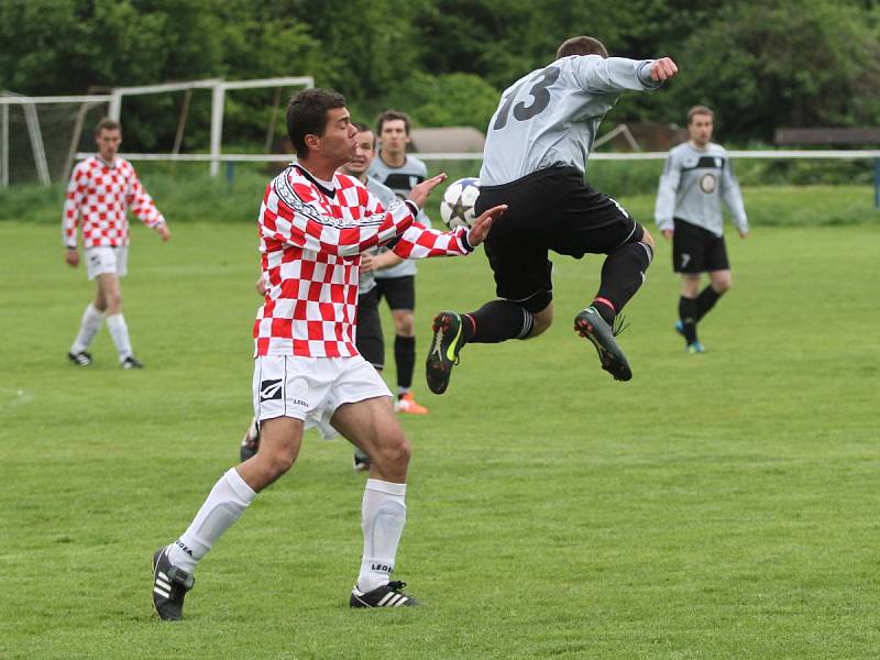 FK Brandýsek - SK Zichovec 3:2, OP okr. Kladno, 3. 5. 2014