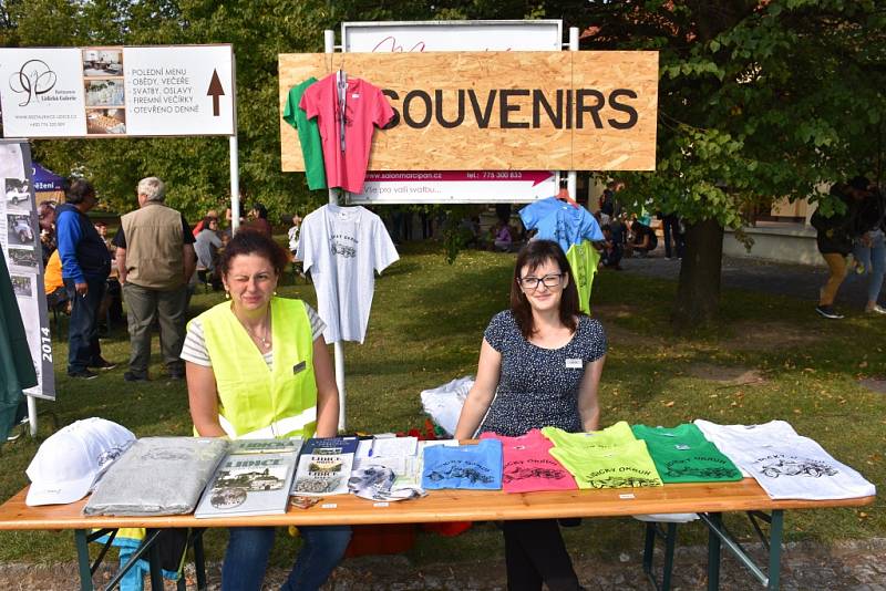 V sobotu se v Lidicích uskutečnil 3. ročník spanilé jízdy veteránů všech kategoriích.