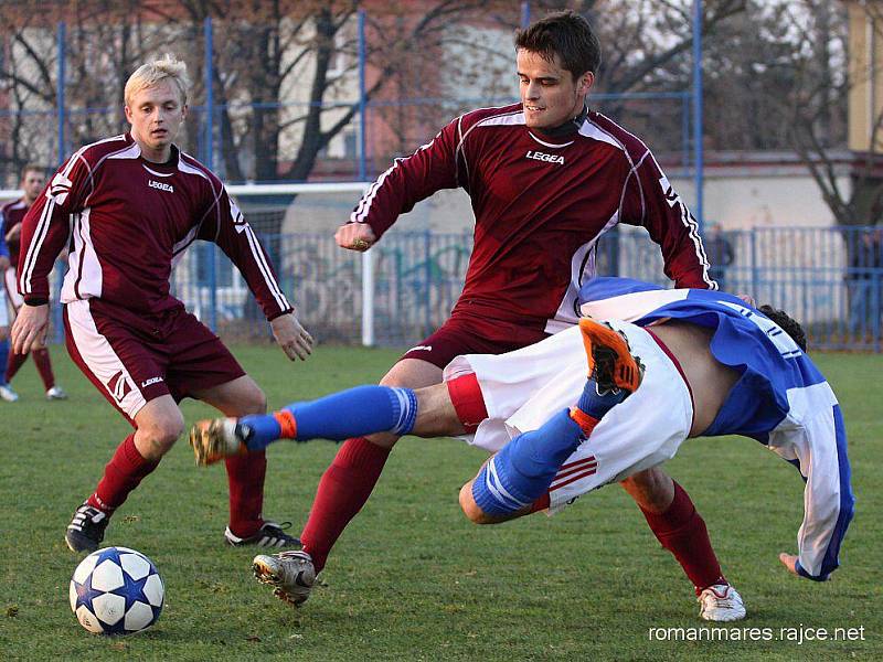 Jakub Cimrman by rád do Knovíze, jak jeho odchod ze Slaného dopadne?