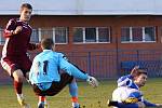 Slaný - Tuchlovice 1:1, zakončuje Hadrika