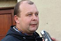 Předseda fotbalového Slovanu Velvary David Vedral.