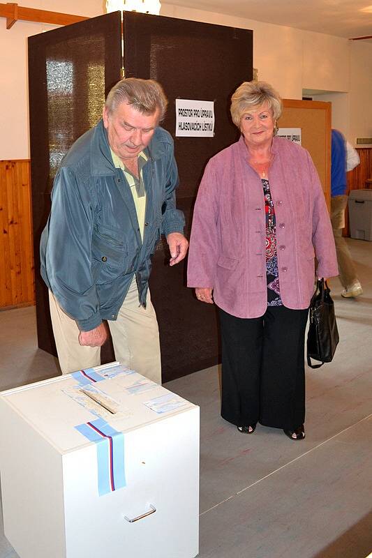 Volby v Tuchlovicích. 