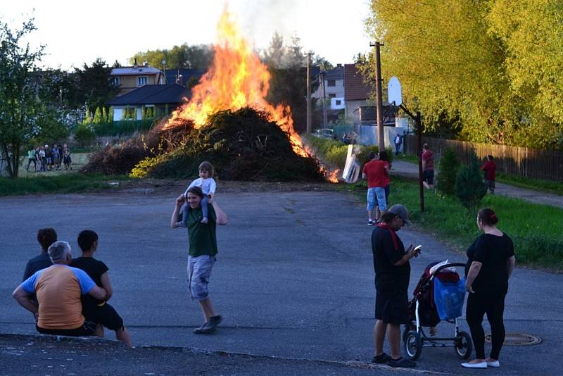 Čarodějnice v Tuchlovicích a Lánech.