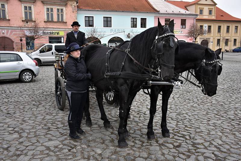 Tradiční velvarské vajíčkobraní.