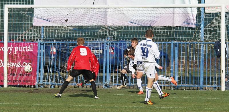 Kladno přenechalo důležité body Měcholupům // SK Kladno -SK Horní Měcholupy 1:3 (0:2) , utkání 14.k. CFL. ligy 2012/13, hráno 10.11.2012