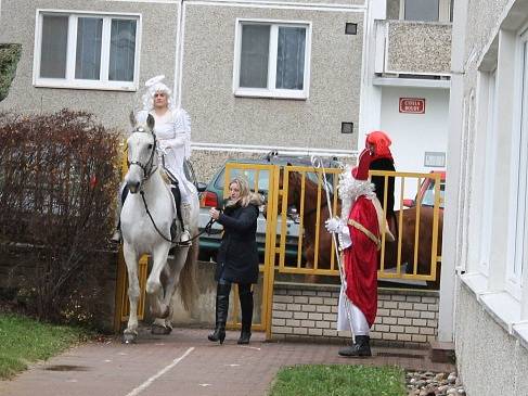 Mikulášská návštěva ve školce Na Dolíkách ve Slaném