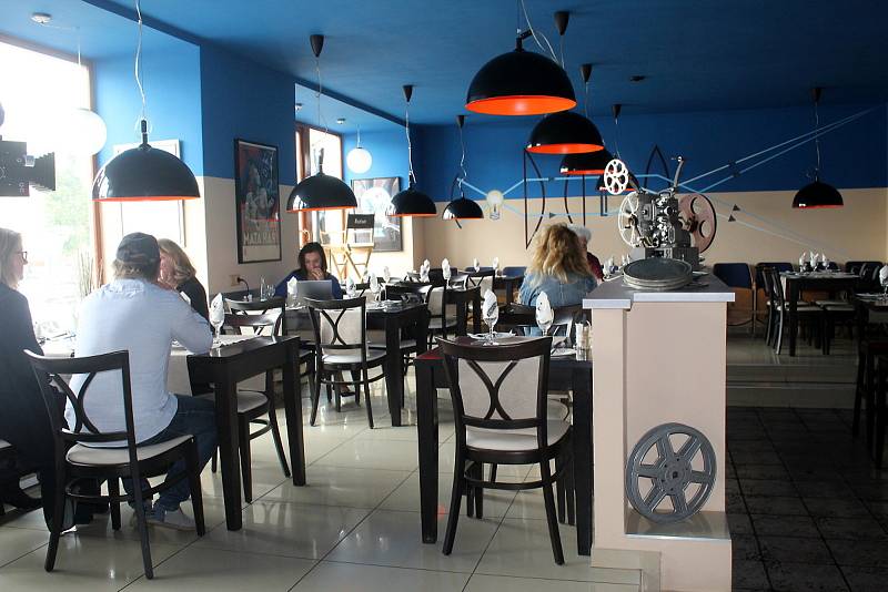  Restaurace Biograf Nymburk