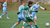 Slovan Bratislava B (ve světle modrém) porazil v přípravě Sokol Hostouň 2:1.