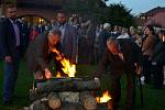 Zapalování vatry na Masarykovu počest 2019