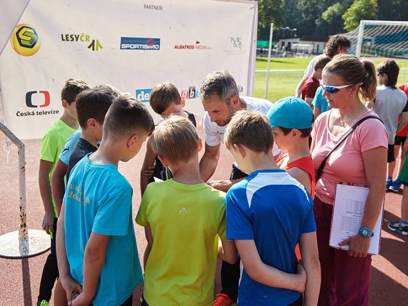 V Čáslavi proběhlo za účasti hvězd minulosti Šárky Kašpárkové či Michala Janáčka krajské kolo Odznaku všestrannosti