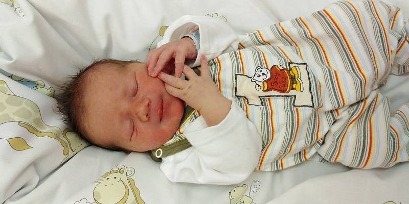 Daniel Vávra se narodil 17. ledna 2021 v 16. 26 hodin v čáslavské porodnici. Vážil 3400 gramů a měřil 52 centimetrů. Domů do Jakuba si ho odvezli maminka Amarila, tatínek Slavomír a sourozenci Kristýnka, Lilianka a Filípek.