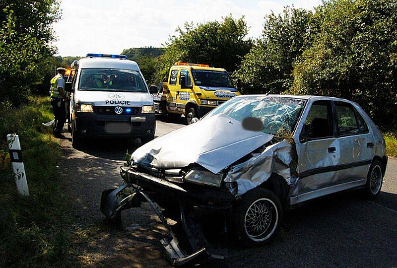 Nehoda Peugeotu 306 u Brandýsku, středa 14. září 2011