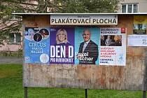 Prezidentští kandidáti na Kladensku příliš nezaujali, někde dodnes visí i vyřazení.