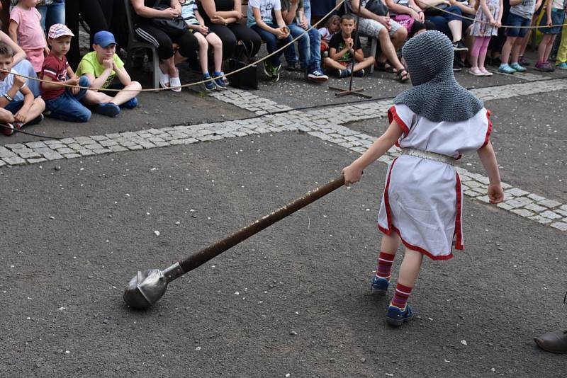 Sobotní den Husitských slavností ve Slaném.