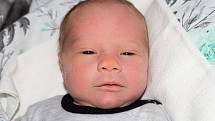FILIP ZIKMUND, MILETICE. Narodil se 22. června 2020. Po porodu vážil 3,55 kg a měřil 51 cm. Rodiče jsou Anna Zikmundová a Michal Zikmund. (porodnice Slaný)